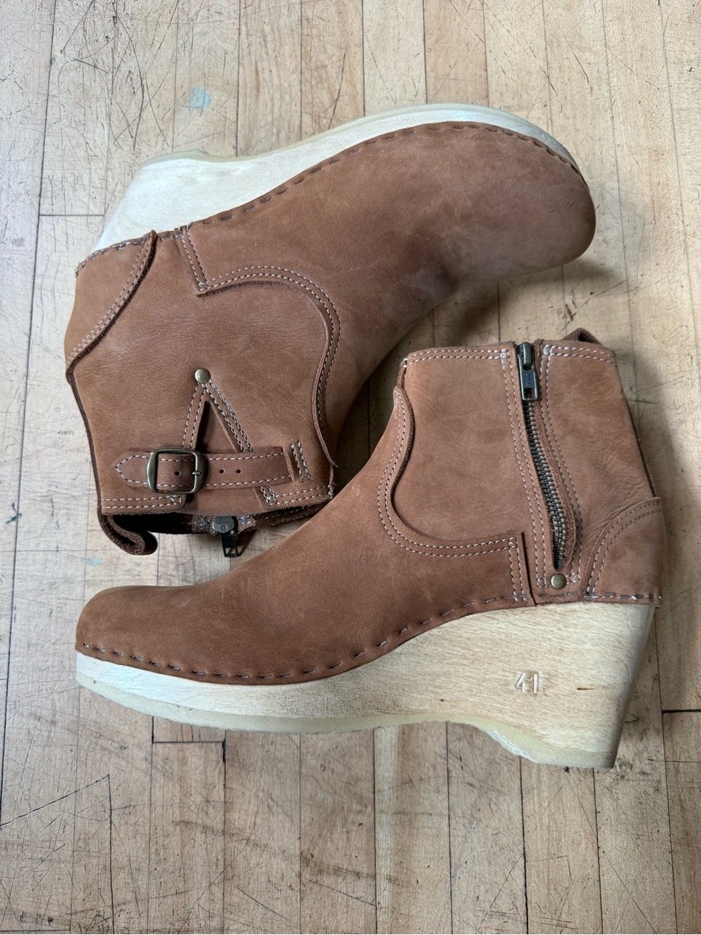 NO. 6 Clog Ankle Boot Wedge Heel Zip Up Brown Leather 41 US 10 - Picture 3 of 9